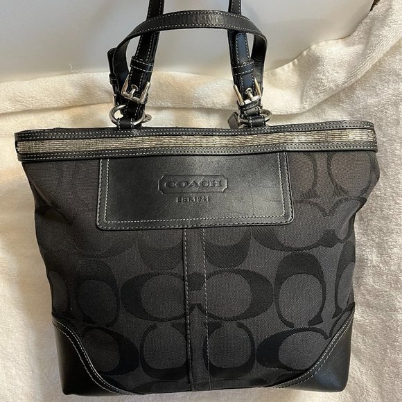 Coach Handbags - Coach Tote Shoulder bag Signature Gallery Black Jacquard & Leather